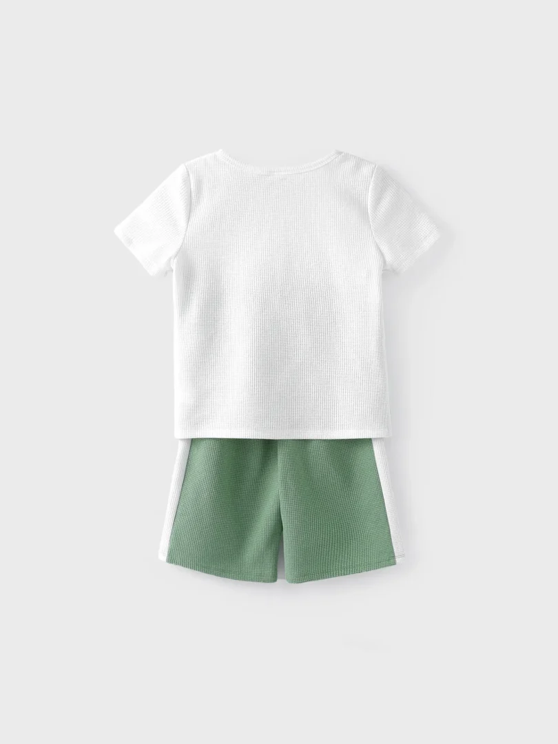 Kid Boy 2pcs Colorblock Tee and Shorts Set - Image 2